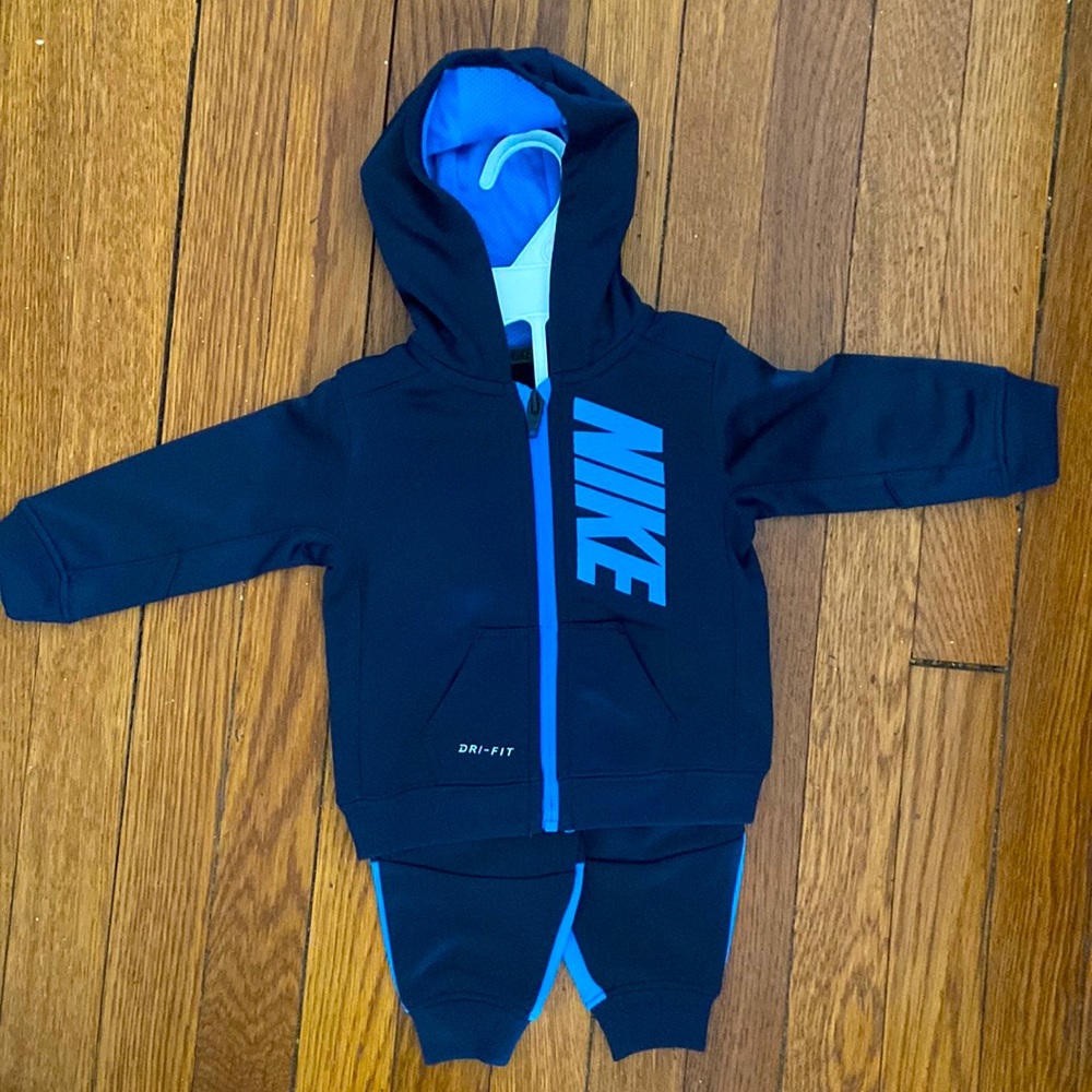 Nike 2 piece set 0-3 M Blue and Black